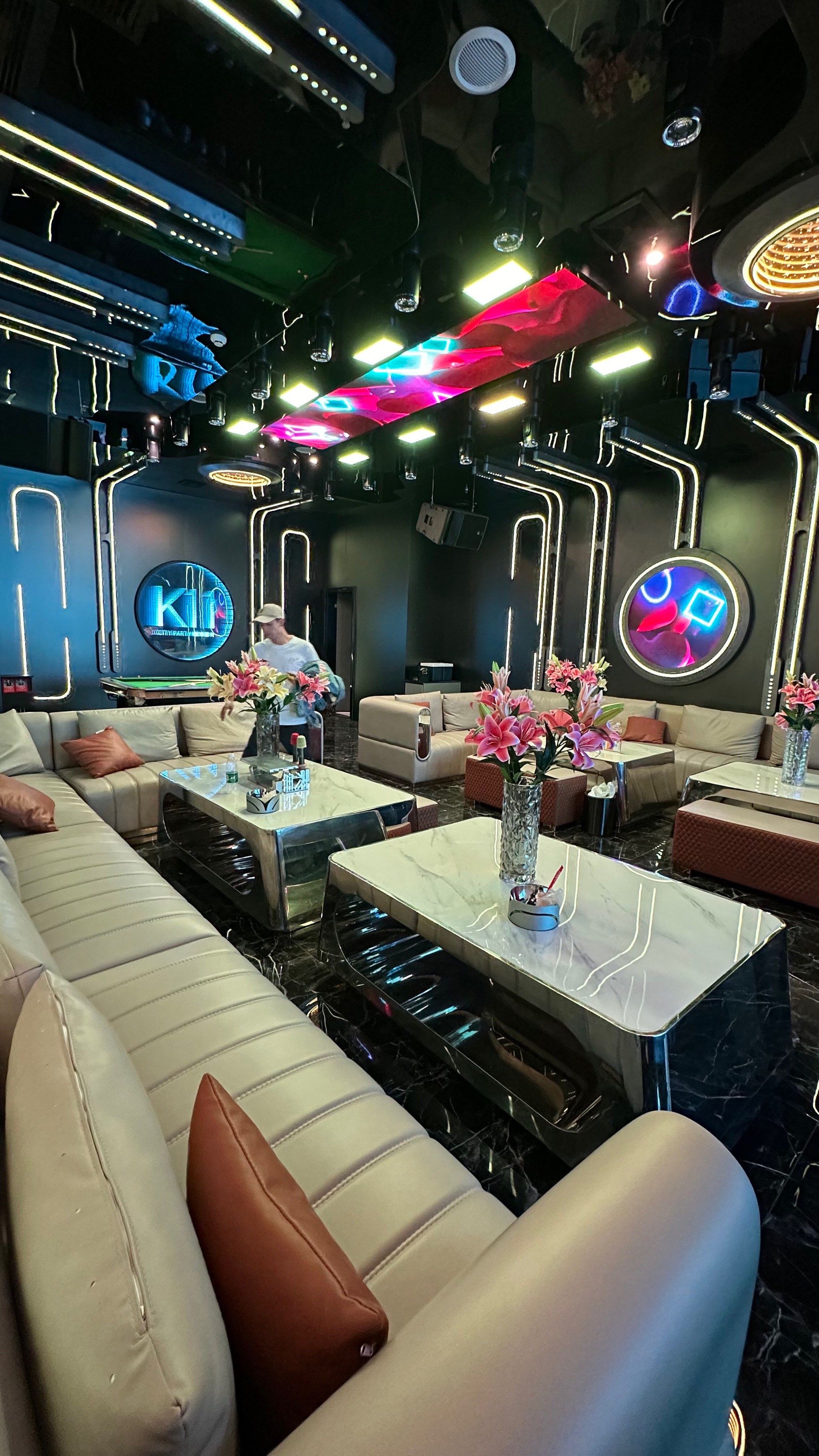 临沂商务ktv的含义及选择指南-罗庄区ktv预定